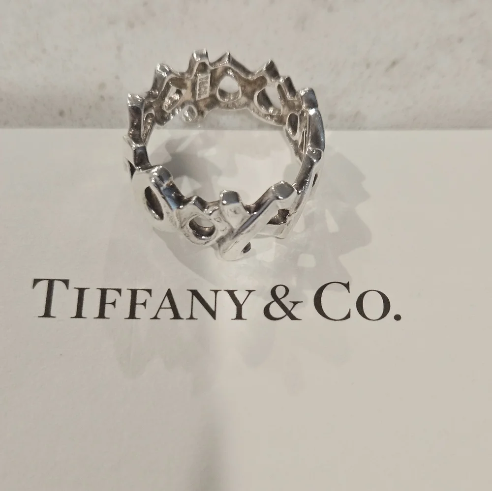 Tiffany Ring. - Picture 1 of 5